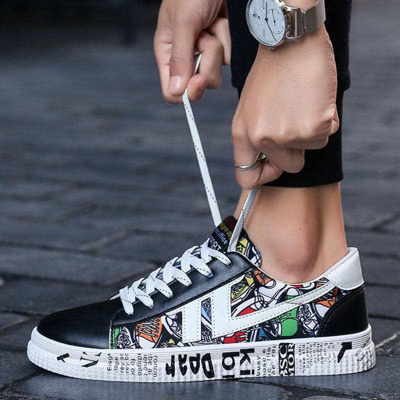 Aby Lace-Up Graffiti board Sneakers - Byloh