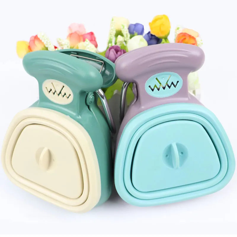 Scooby™ Foldable Pooper Scooper