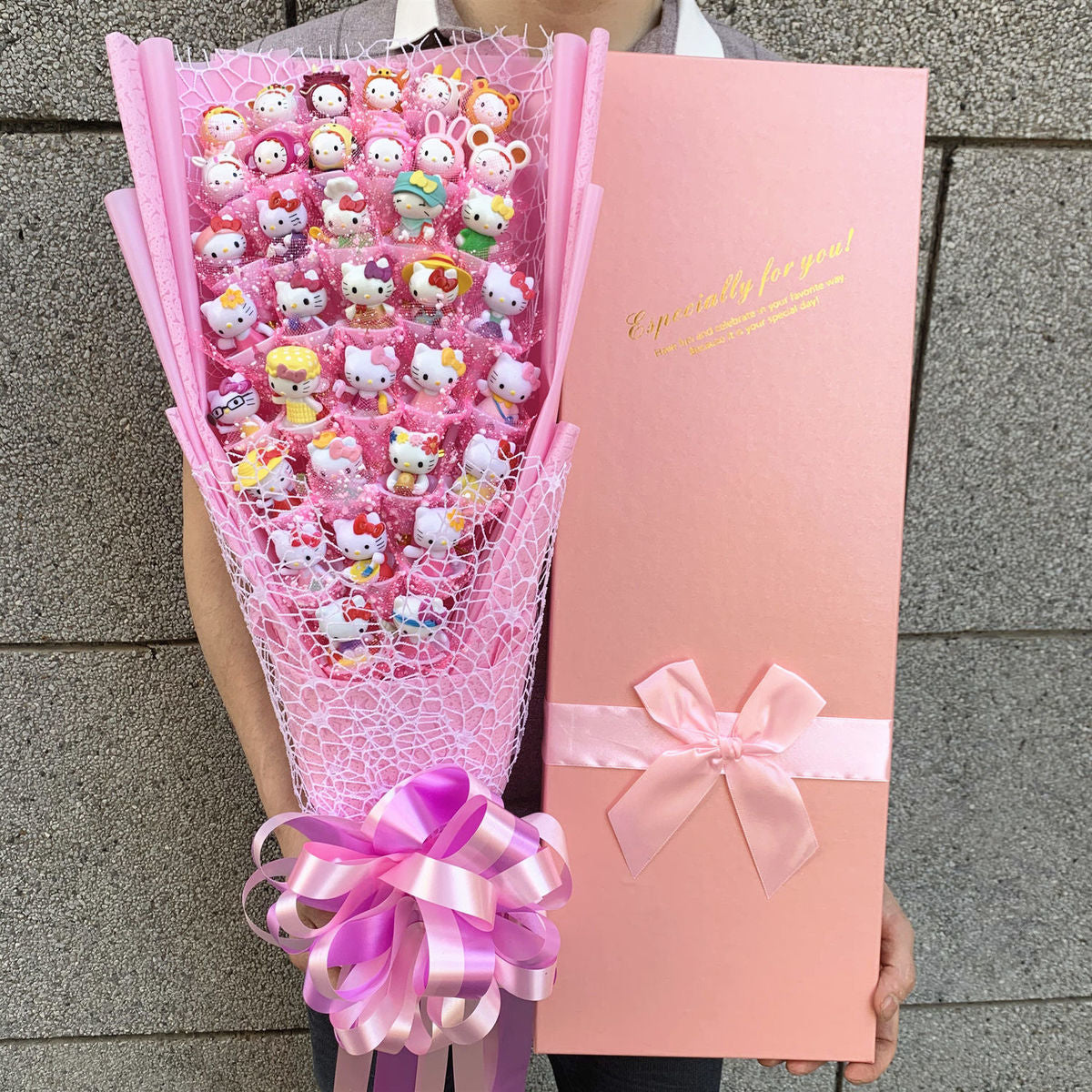 Hello Kitty Bouquet With Led Light