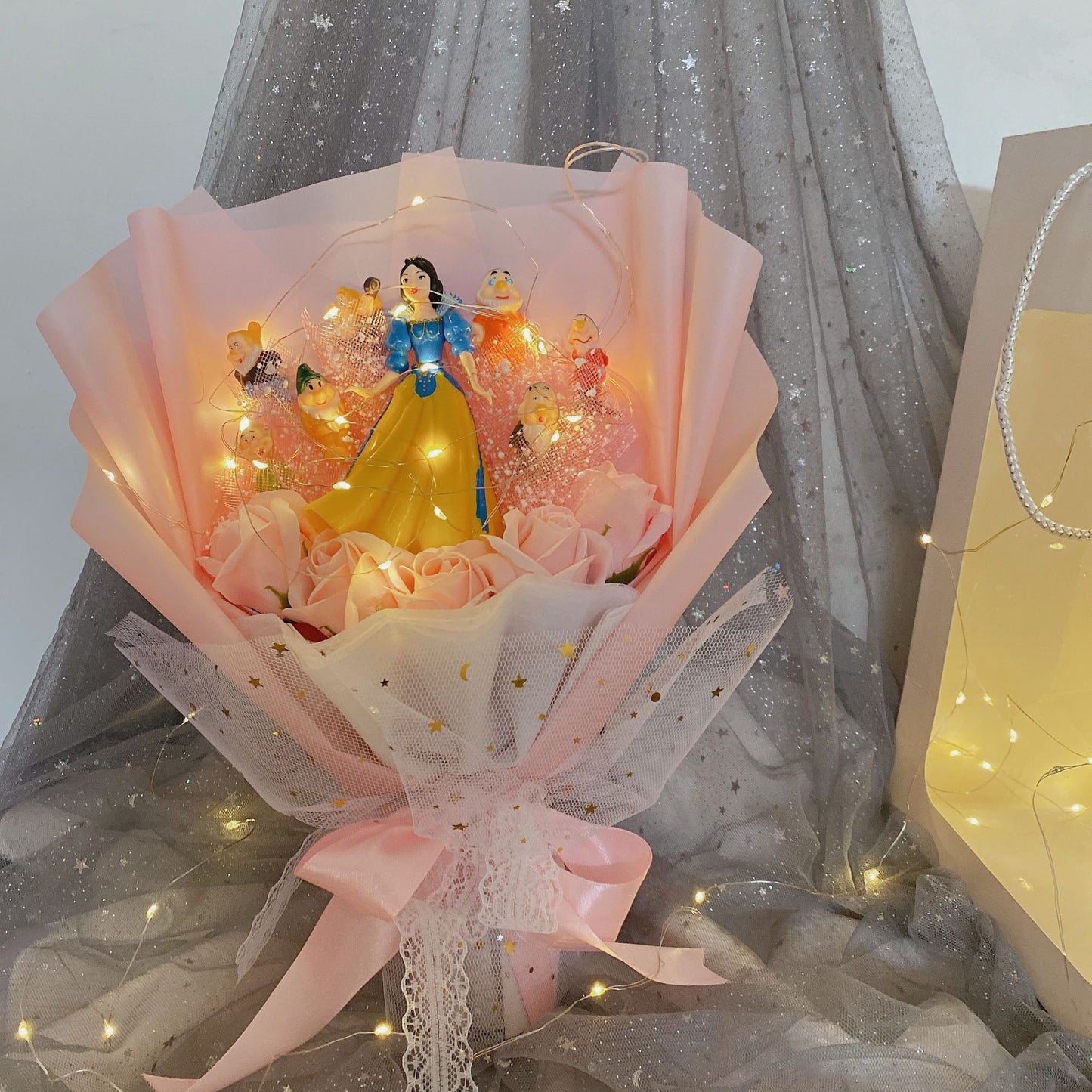 Hello Kitty Bouquet With Led Light