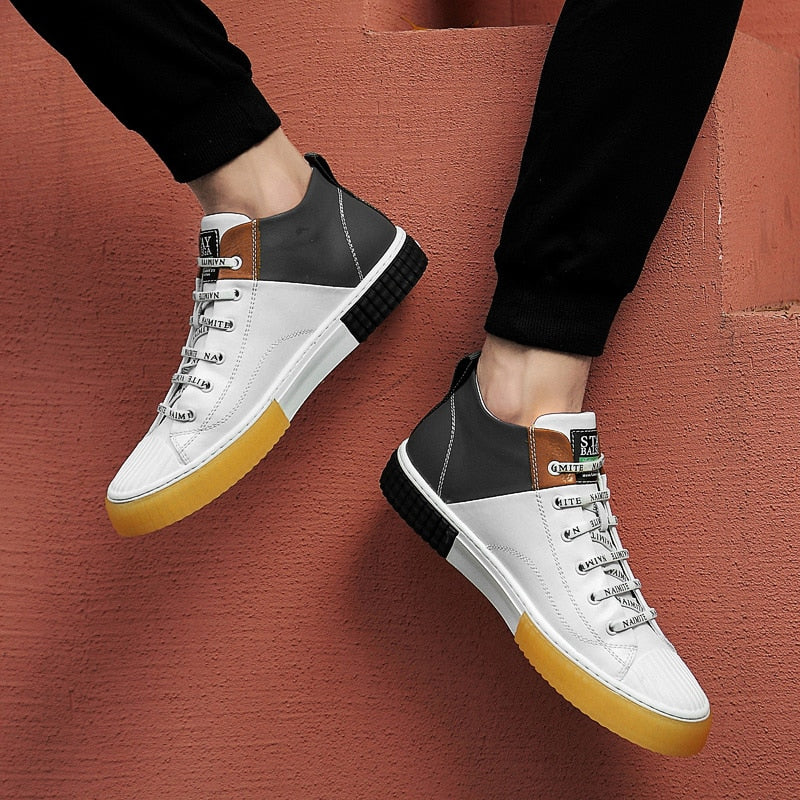 Offhand Casual Leather Sneakers - Byloh