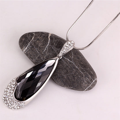 Big Crystal Pendant - Byloh