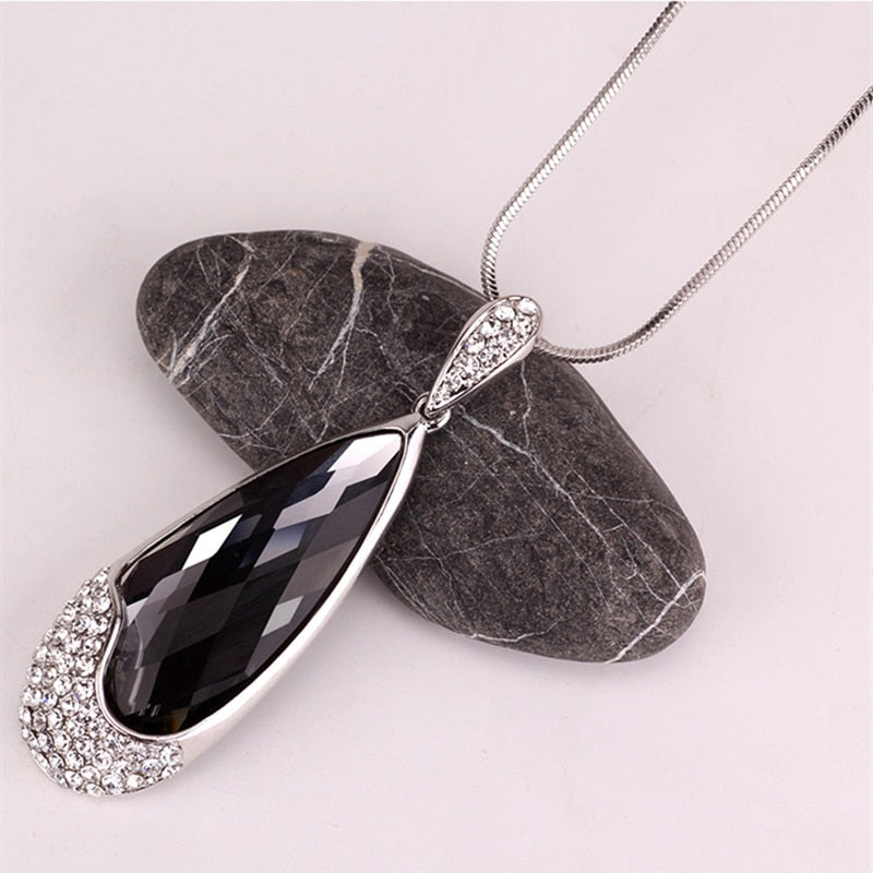 Big Crystal Pendant - Byloh