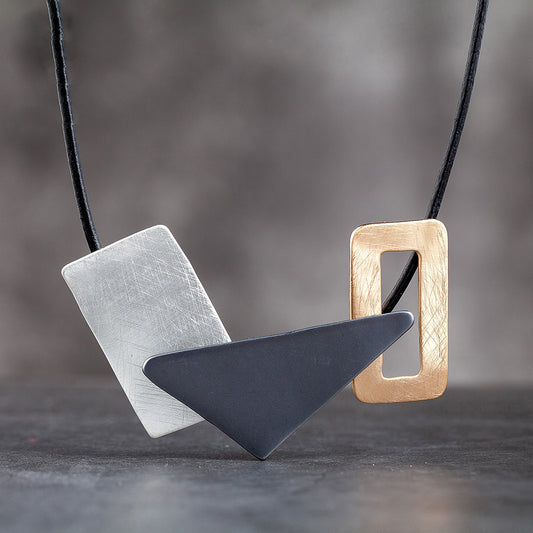 Voguish Vintage Necklace - Byloh