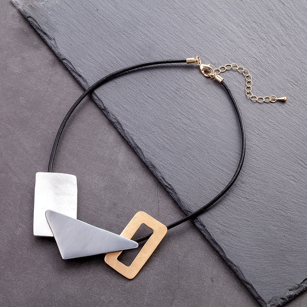Voguish Vintage Necklace - Byloh