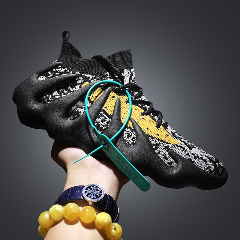 Eight Claw Running Sneakers - Byloh