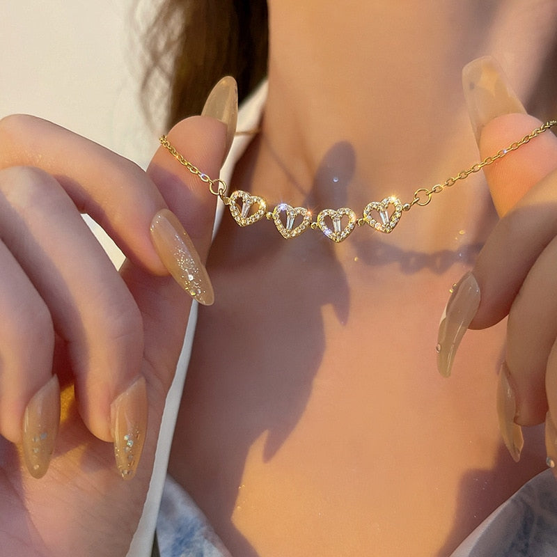 Lovely Magnetic Necklace - Byloh