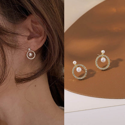 Claw Clip Earrings - Byloh