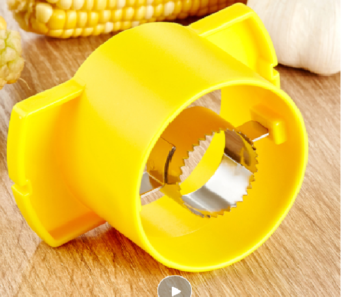 Thresher & Peeling Corn - Byloh